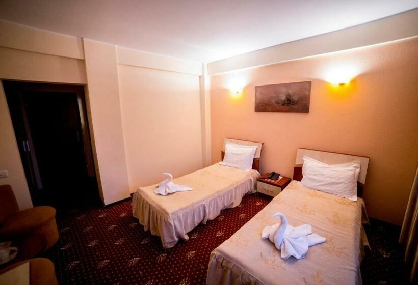 Номер Стандарт, Havana