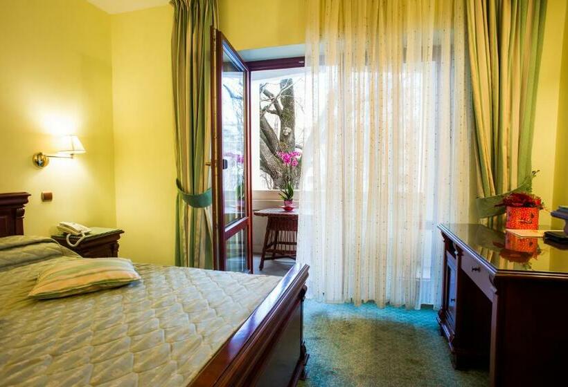 Номер Стандарт, Maria