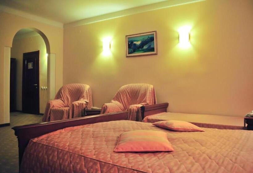 Полулюкс Повышенной Комфортности, Maria