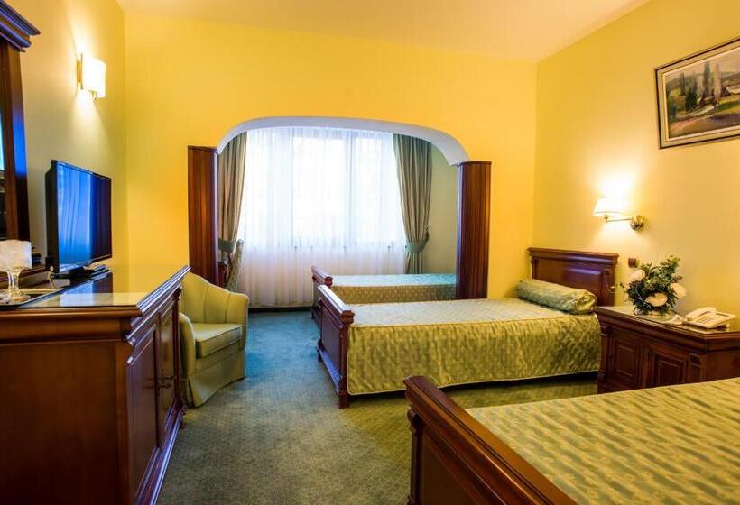 Номер Стандарт Трехместный, Maria