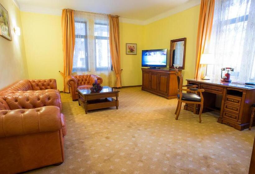 Апартаменты Deluxe 1 Спальня, Maria