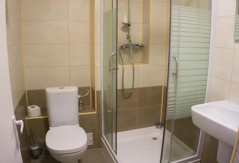 חדר סופריור, Merkur