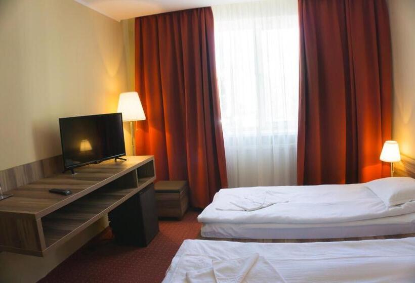 חדר סופריור, Merkur