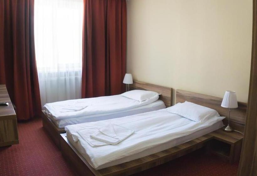 חדר סופריור, Merkur