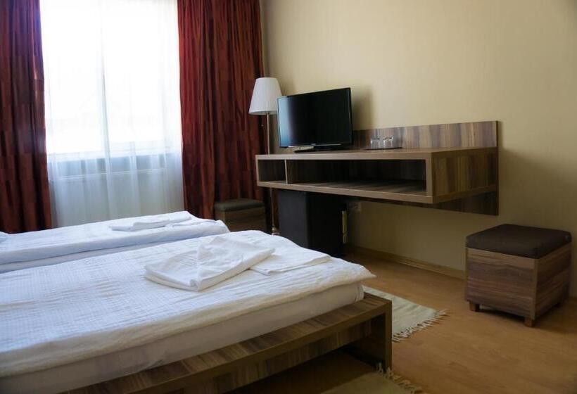 חדר סופריור, Merkur