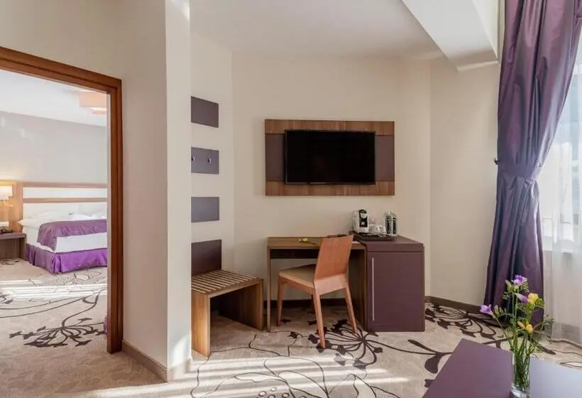 2 Bedroom Superior Room, Miruna New Belvedere