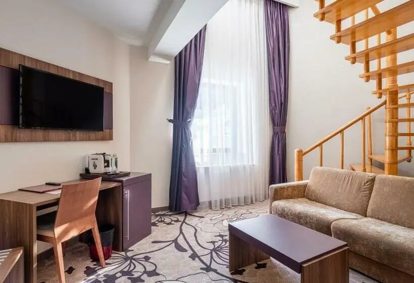 Deluxe Junior Suite, Miruna New Belvedere