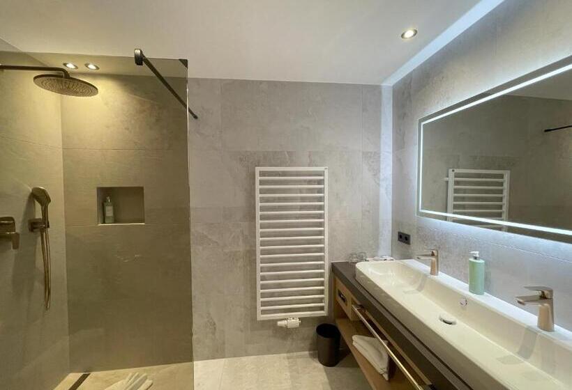 آپارتمان 3 خوابه, Boutique Hotel Montanara