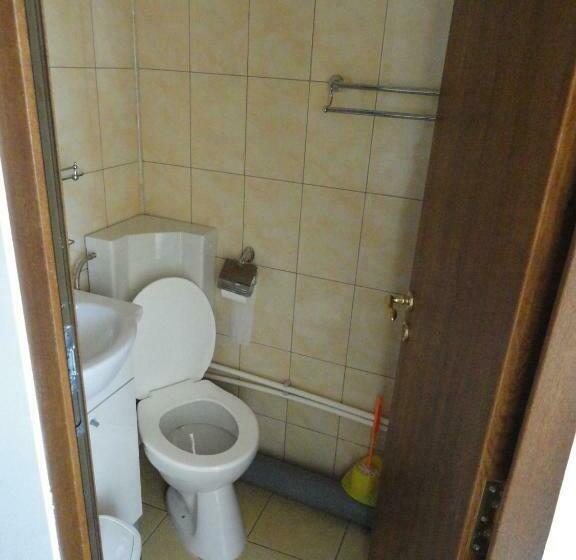 스탠다드 트리플 룸, Pensiune Restaurant Avangarde