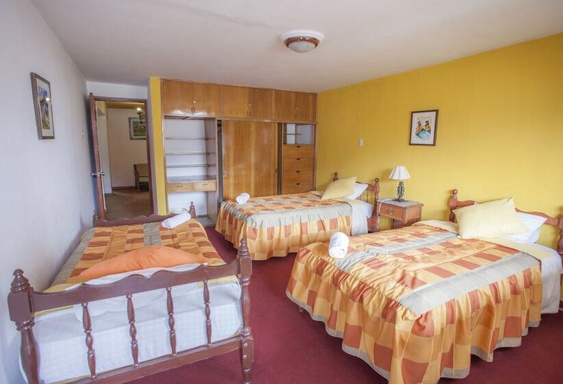 اتاق استاندارد سه تخته با سرویس بهداشتی مشترک, Alojamiento Soledad