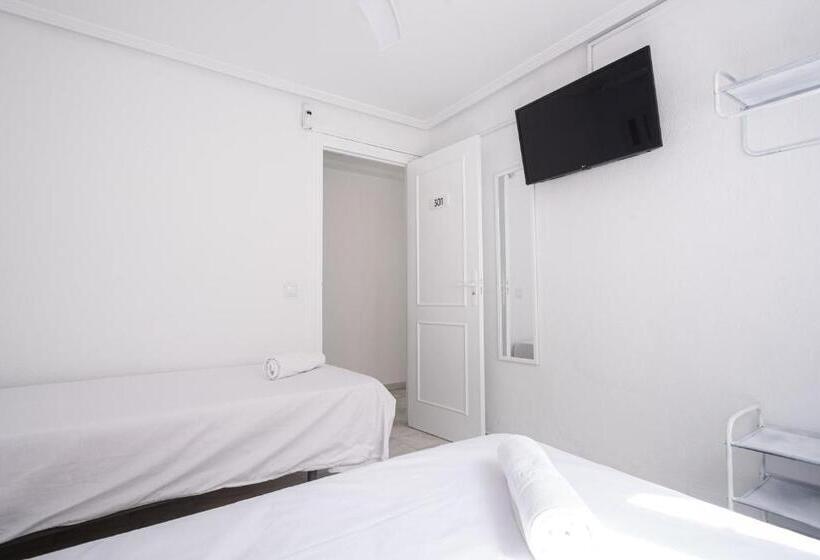 스탠다드 룸, Hostal Alicia