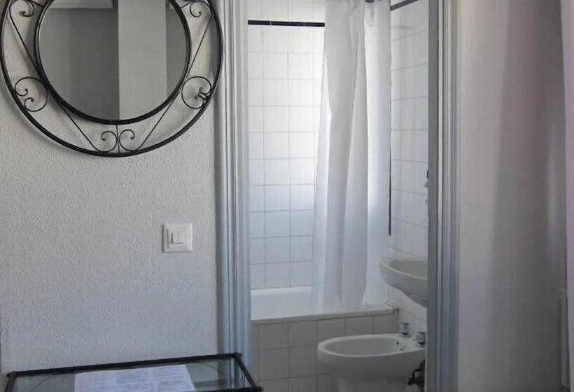 스탠다드 룸, Hostal Alicia