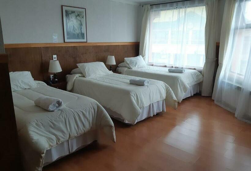 חדר סטנדרט לשלושה, Agostini