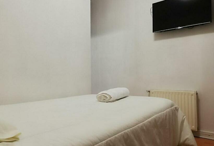 חדר סטנדרט יחיד, Agostini