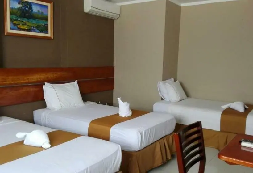 Deluxe Triple Room, Bora