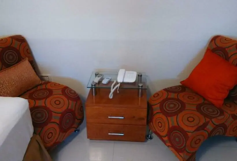 Deluxe Triple Room, Bora