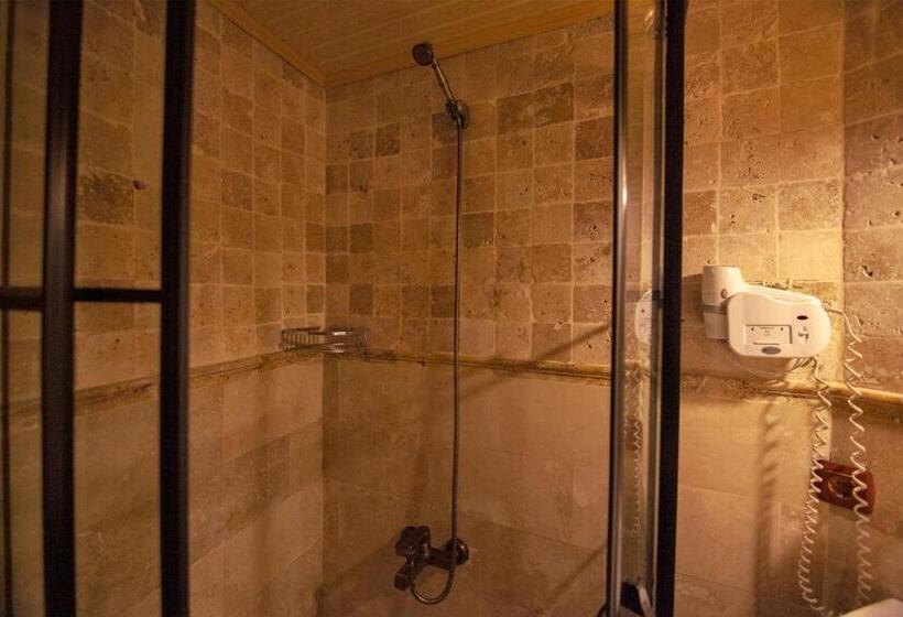 חדר סטנדרט לשלושה, Cappadocia Cave Rooms