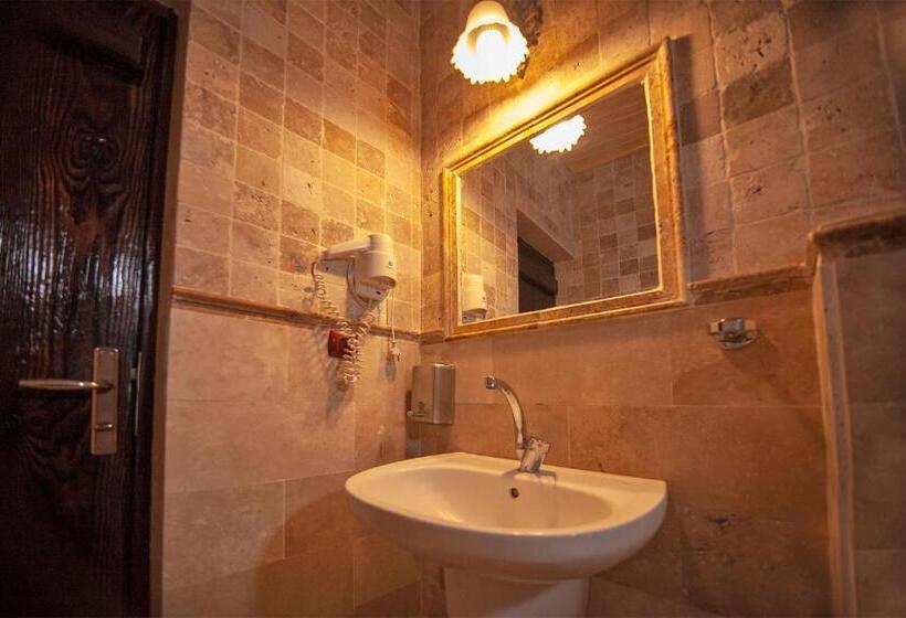 חדר סטנדרט לשלושה, Cappadocia Cave Rooms