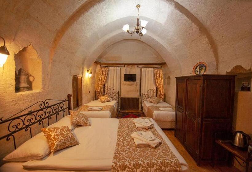 חדר סטנדרט לארבעה, Cappadocia Cave Rooms