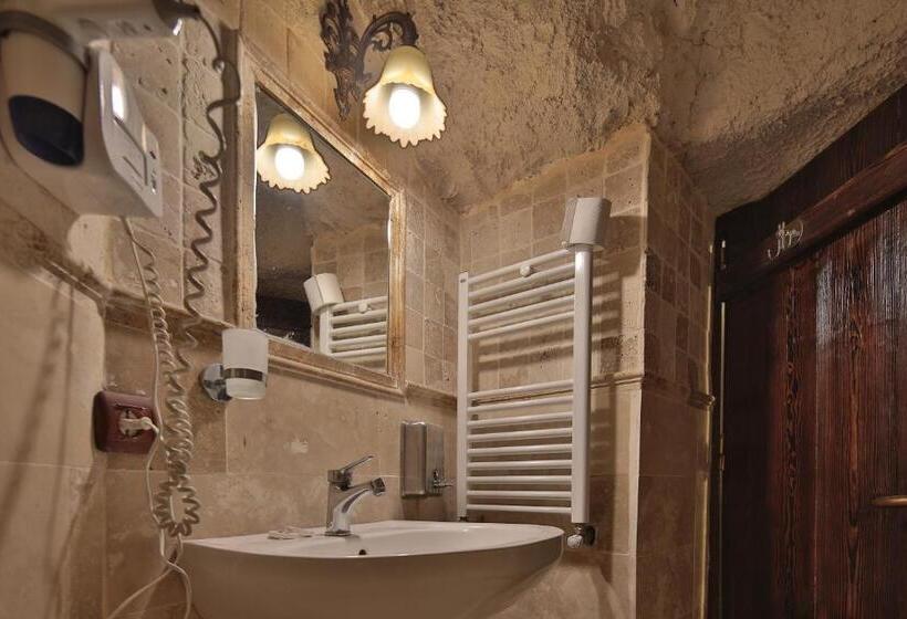 חדר סטנדרט לארבעה, Cappadocia Cave Rooms