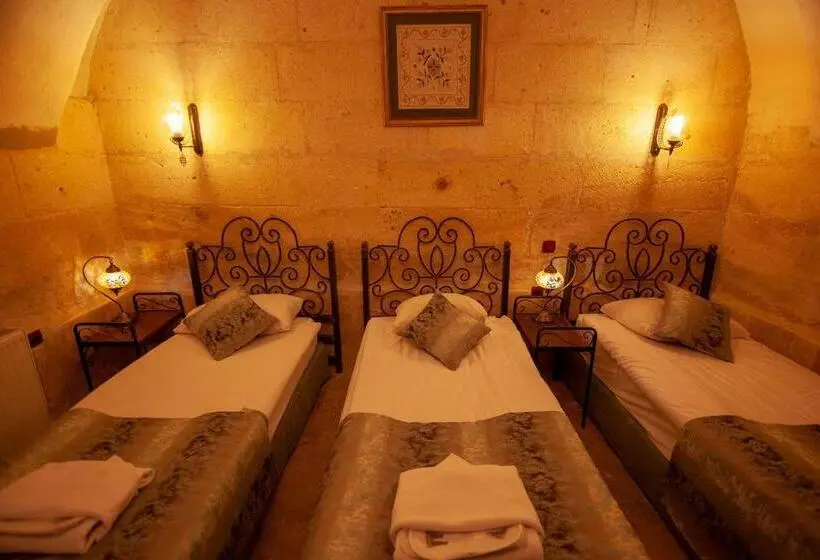 Standard Kolmen Hengen Huone, Cappadocia Cave Rooms