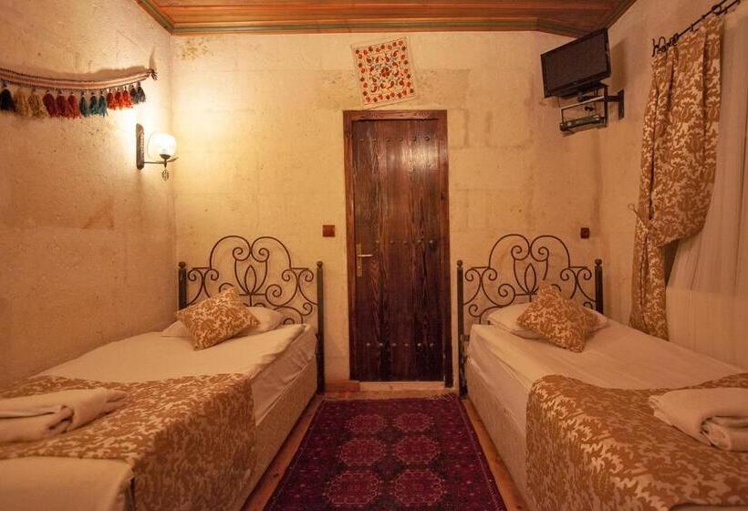 חדר סטנדרט לשלושה, Cappadocia Cave Rooms