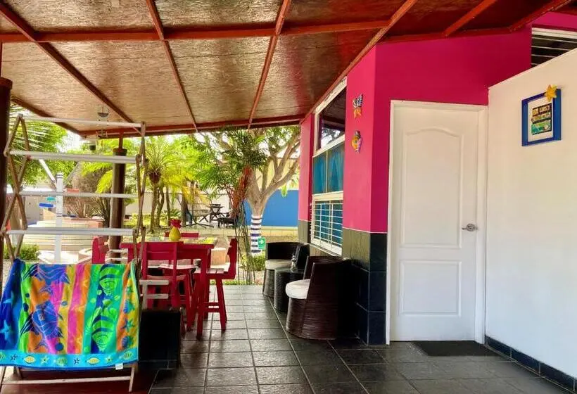 スタンダード4人部屋, Casa Playa Zorritos