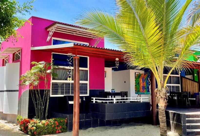 اتاق استاندارد چهار تخته, Casa Playa Zorritos