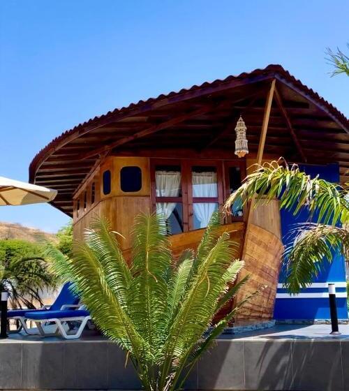 سوئیت با بالکن, Casa Playa Zorritos