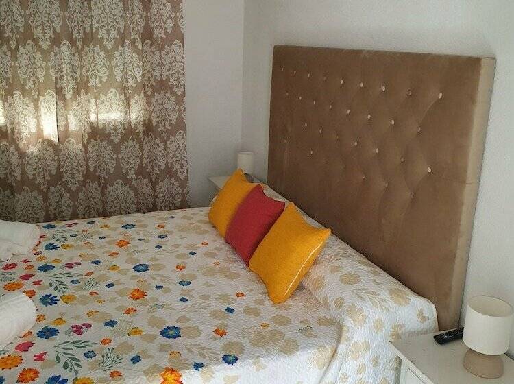 스탠다드 룸, Hostal Alicia