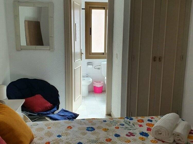 스탠다드 룸, Hostal Alicia