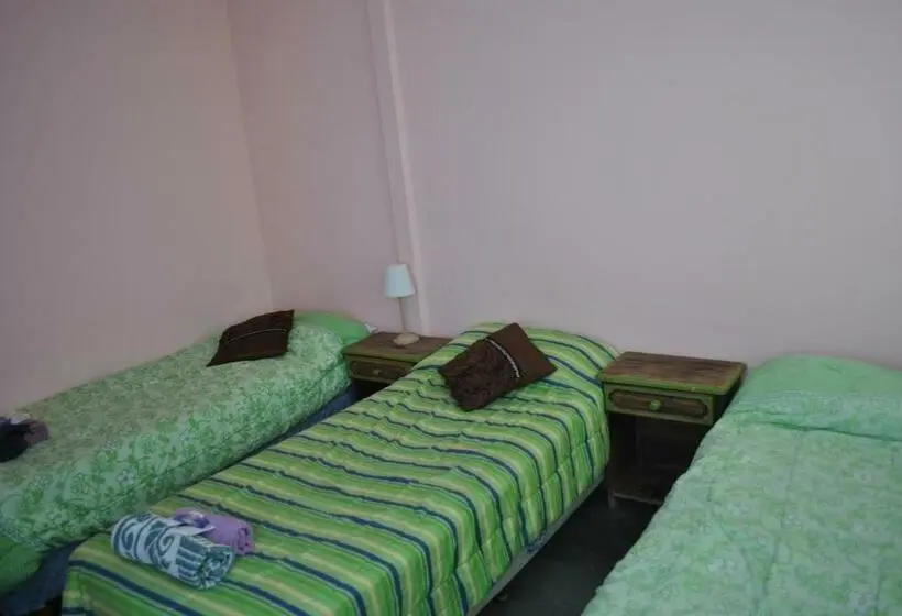 اتاق استاندارد سه نفره, Hostel Los Cormoranes