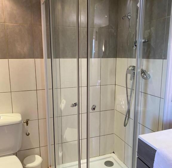 컴포트 룸, Logis Hôtel La Chaumière