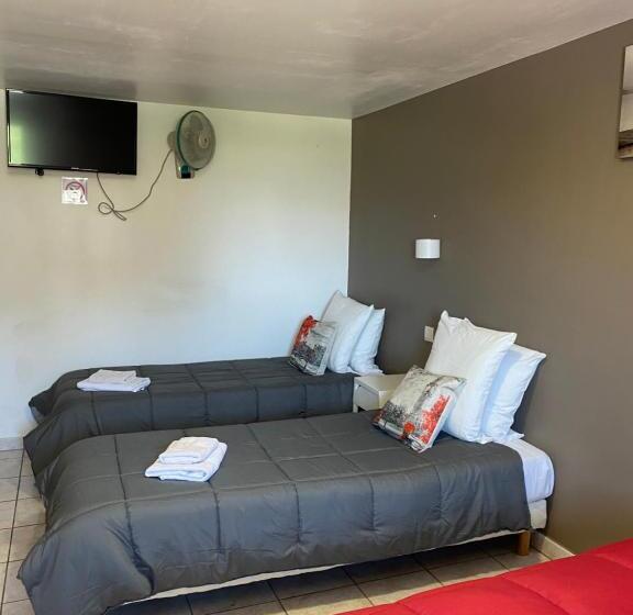 غرفة عائلية, Logis Hôtel La Chaumière