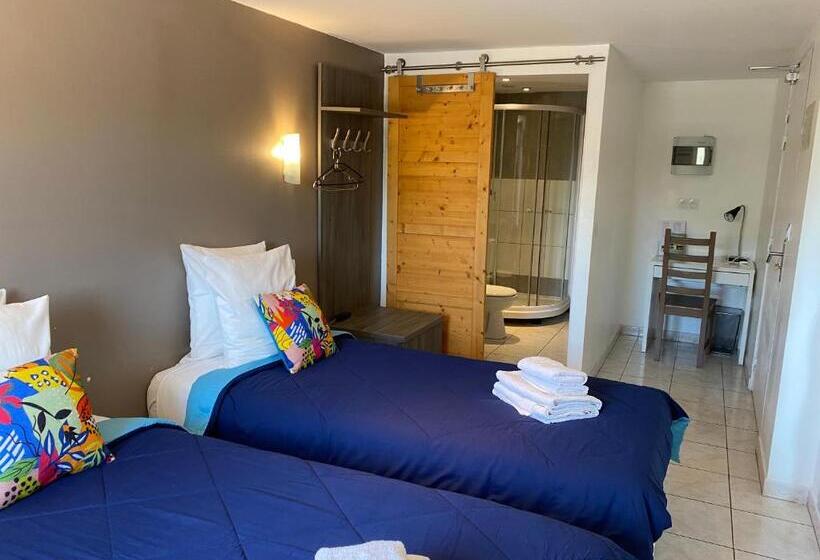 غرفة كومفورت, Logis Hôtel La Chaumière