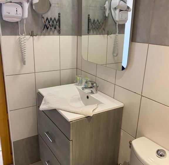 غرفة كومفورت, Logis Hôtel La Chaumière