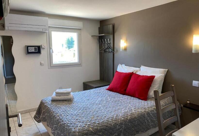 غرفة كلاسيكية, Logis Hôtel La Chaumière