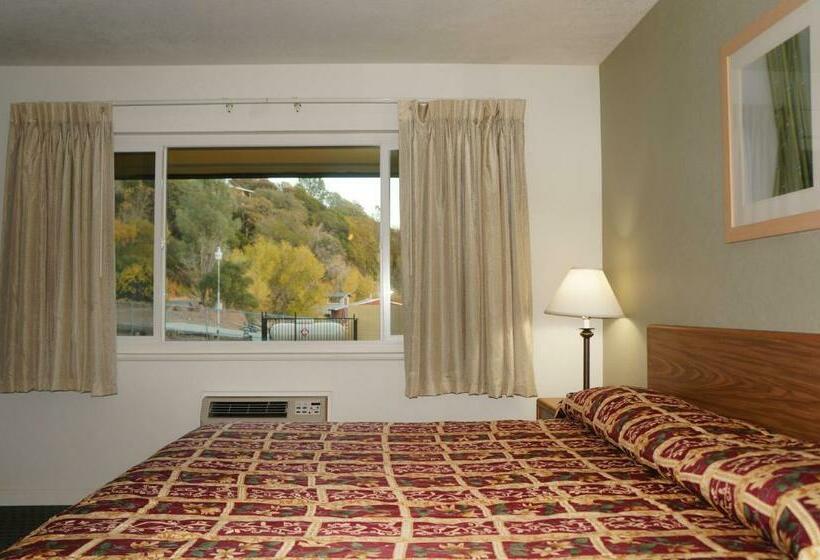 스탠다드 룸 킹사이즈 침대, Lake Marina Inn