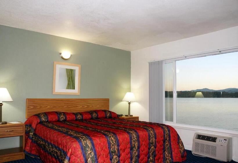 스탠다드 룸 킹사이즈 침대, Lake Marina Inn