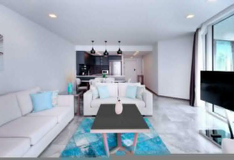 Camera Deluxe Vista Mare con Balcone, Le Méridien Bodrum Beach Resort