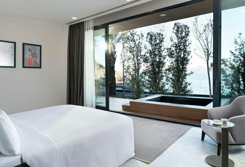 Suite Presidenziale 3 Camere da Letto, Le Méridien Bodrum Beach Resort