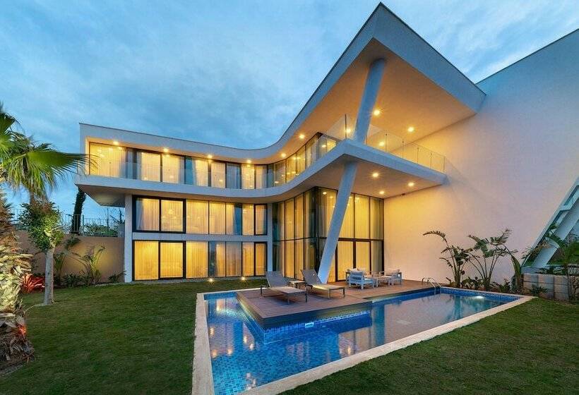 带4个卧室的别墅, Le Méridien Bodrum Beach Resort