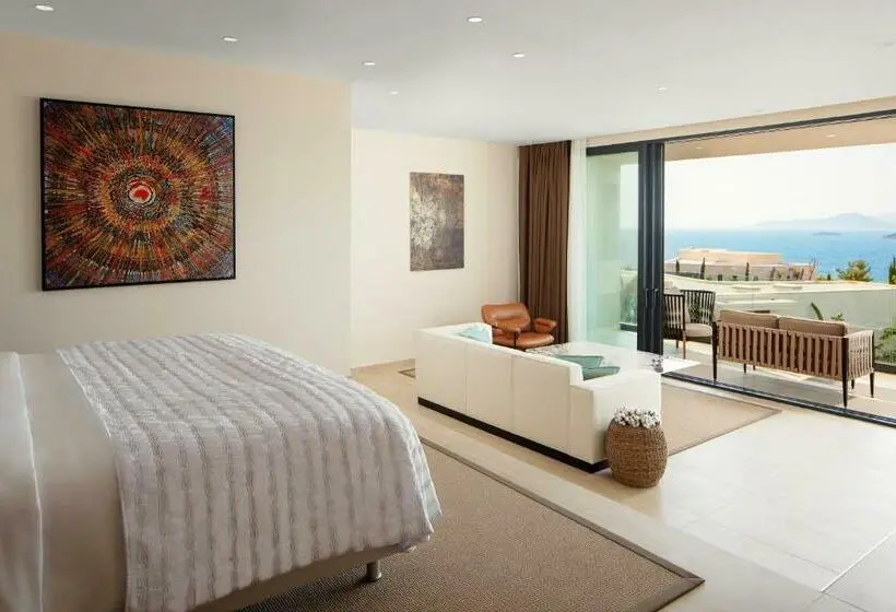 キングサイズベッドのスイートルーム, Le Méridien Bodrum Beach Resort