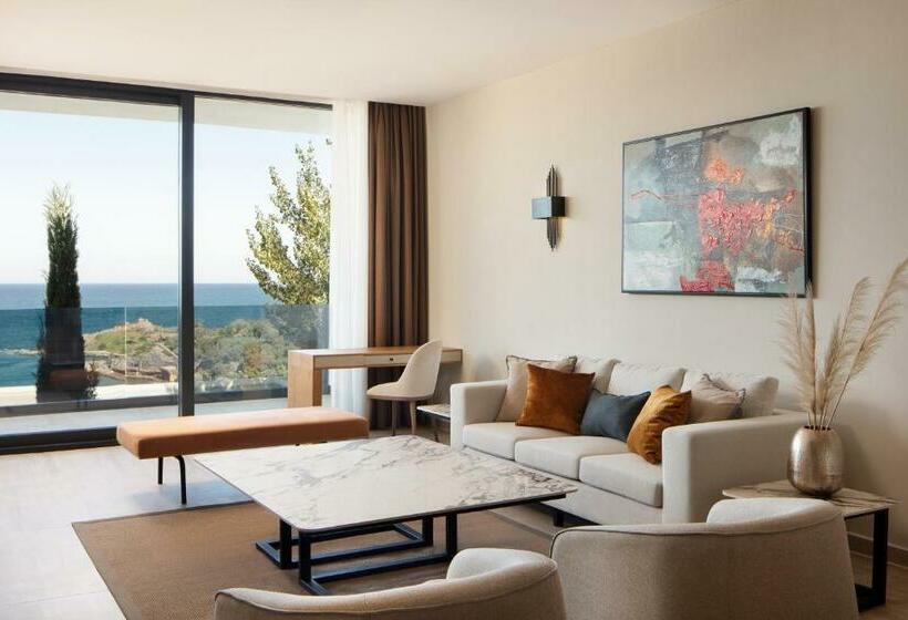 带大床的套房, Le Méridien Bodrum Beach Resort