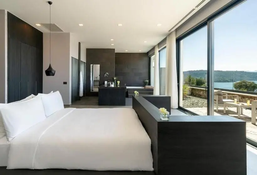 キングサイズベッドのジュニアスイート, Le Méridien Bodrum Beach Resort