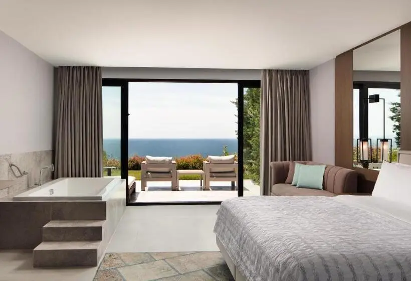 キングサイズベッドのジュニアスイート, Le Méridien Bodrum Beach Resort