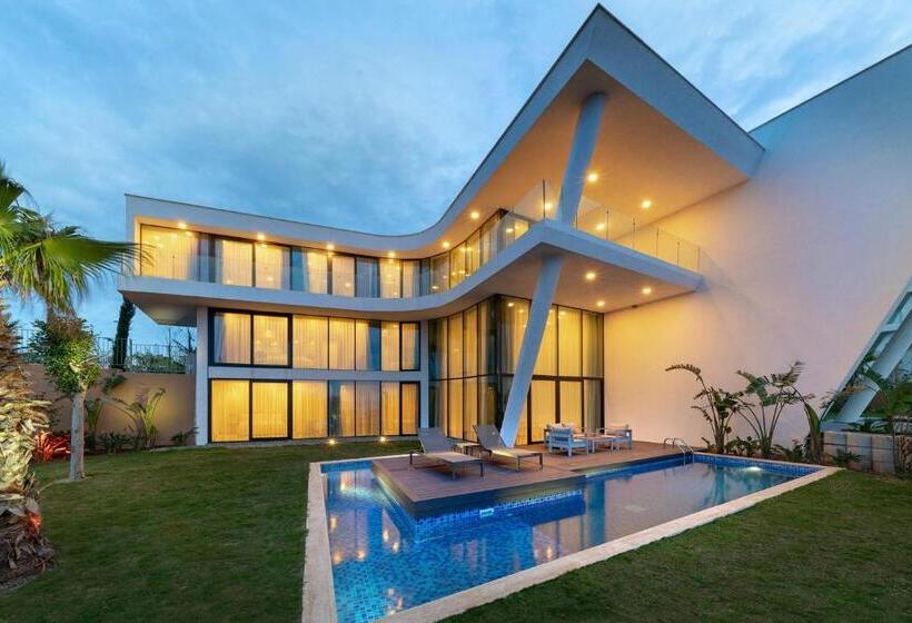 Villa 4 Camere da Letto, Le Méridien Bodrum Beach Resort