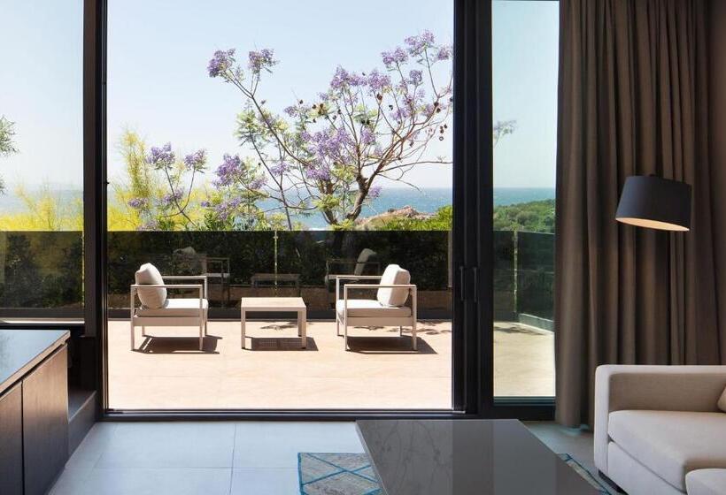 キングサイズベッドのスイートルーム, Le Méridien Bodrum Beach Resort