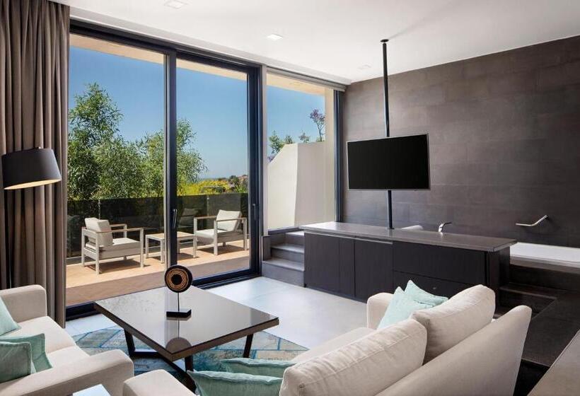 Suite Letto King, Le Méridien Bodrum Beach Resort