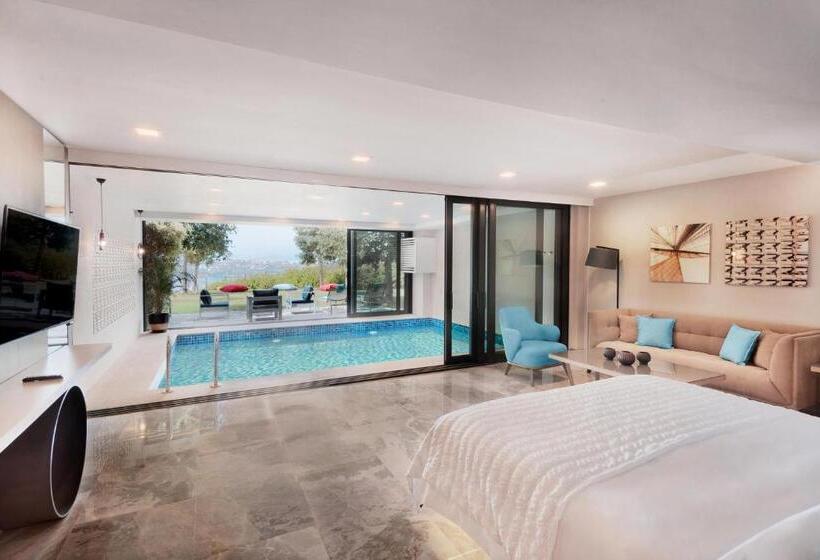 キングサイズベッドのスイートルーム, Le Méridien Bodrum Beach Resort
